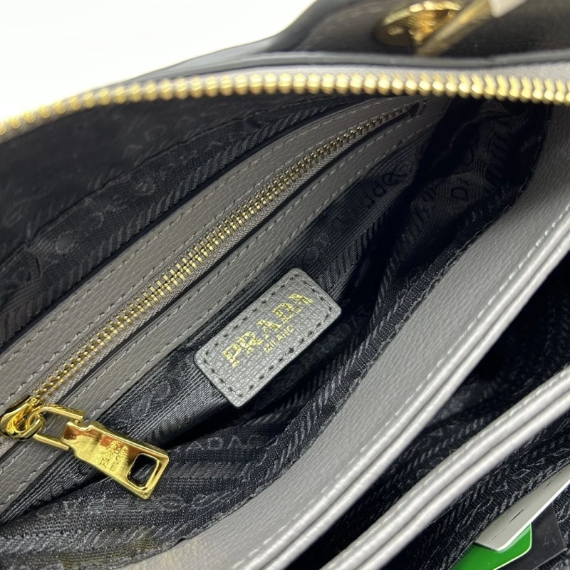 Pra*a satchel bags 4213-0192