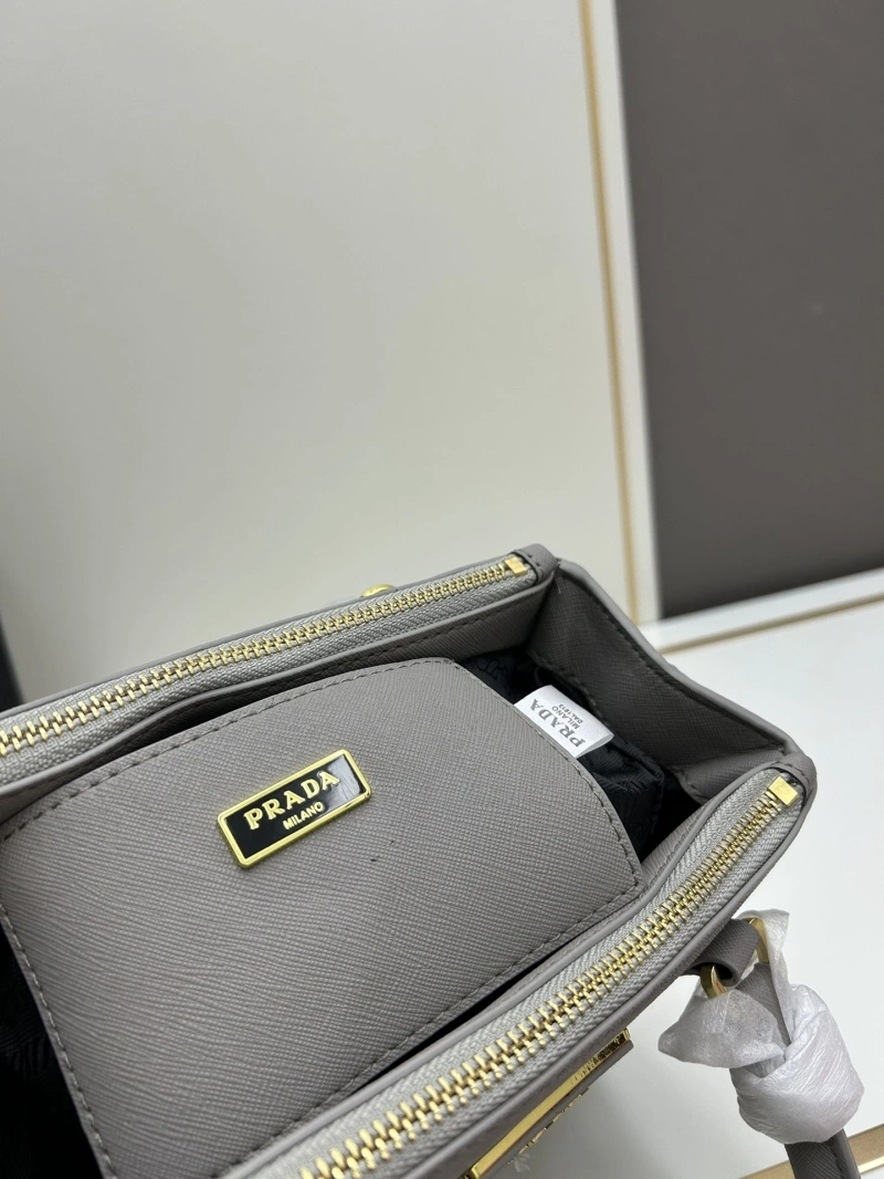 Pra*a top handle bags 4213-0210