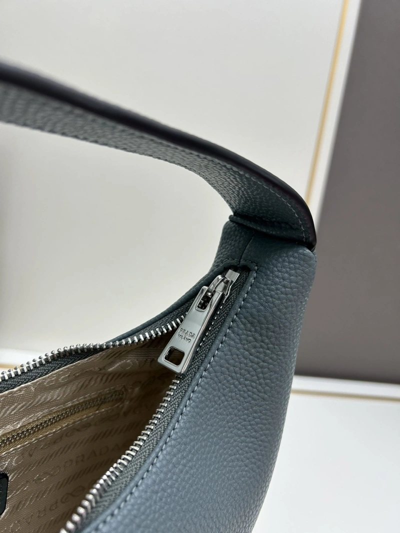 Pra*a satchel bags 4213-0230