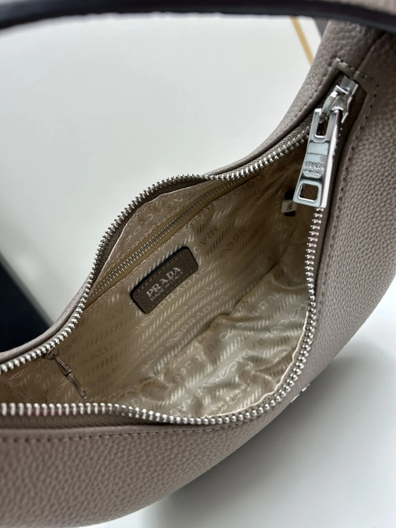 Pra*a satchel bags 4213-0232