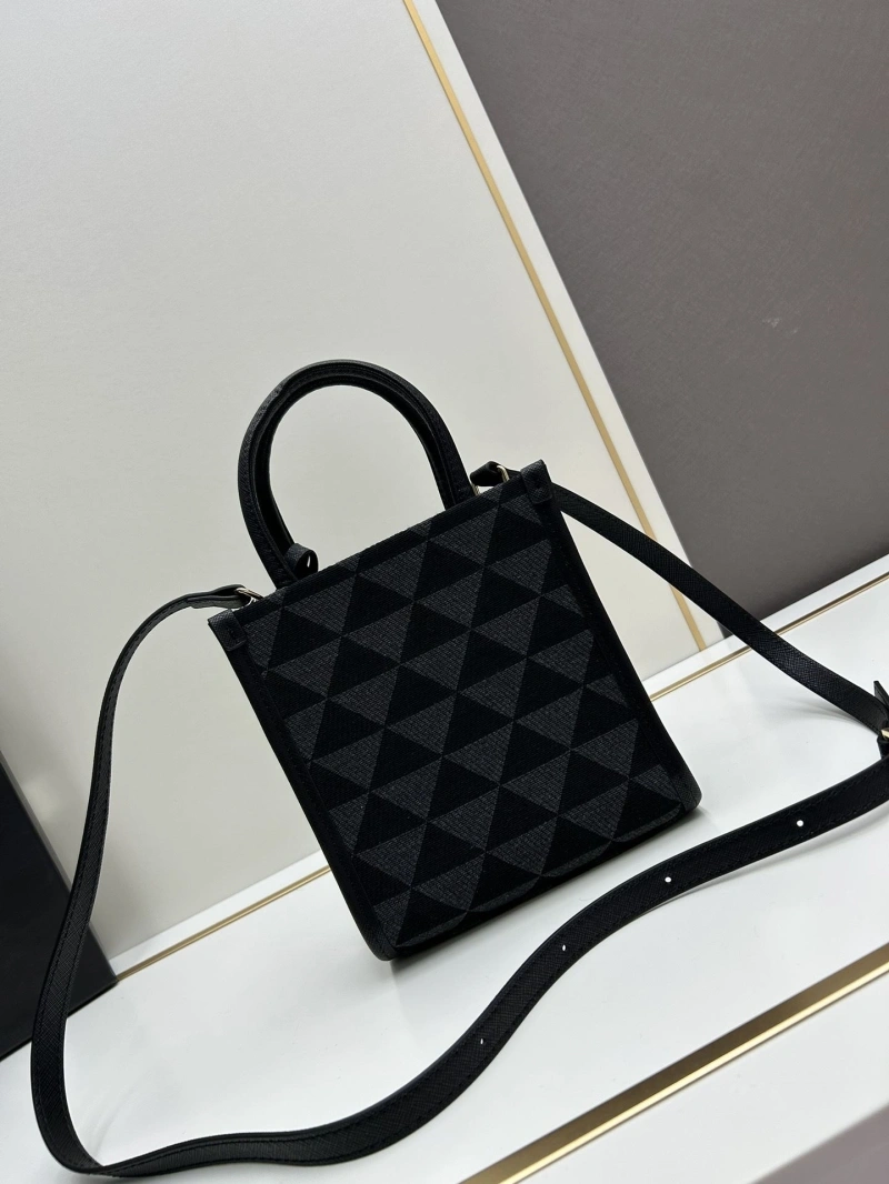 Pra*a shopping bags 4213-0239