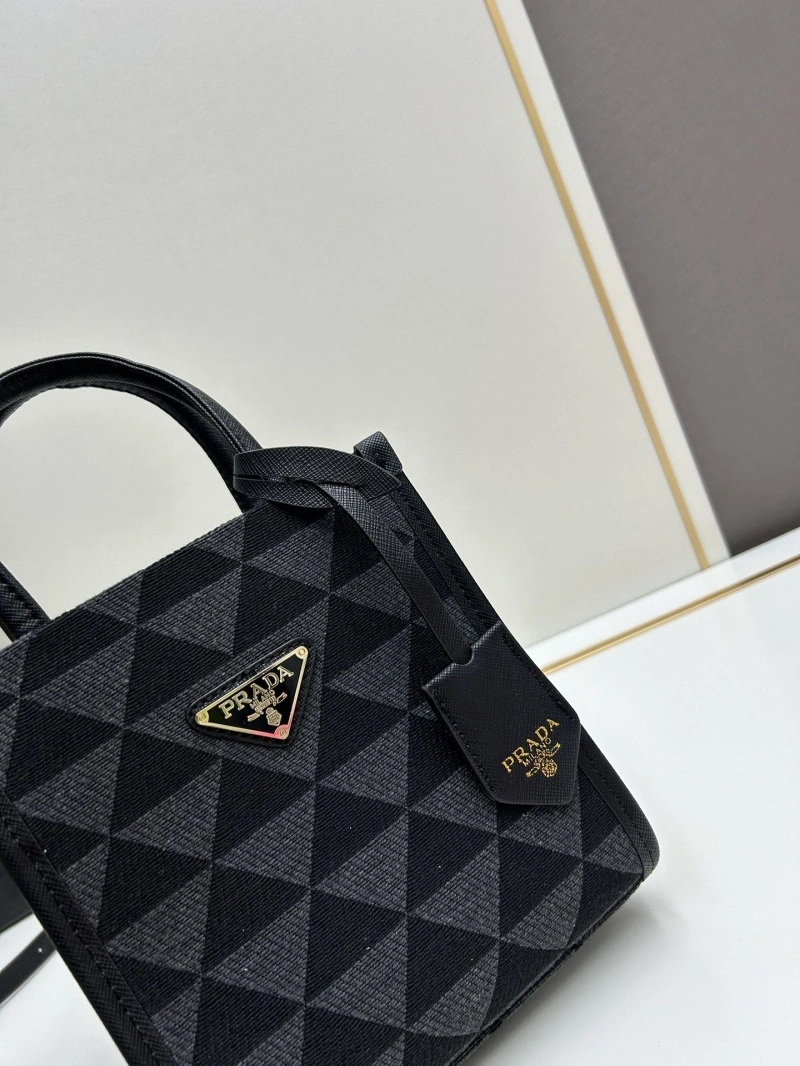 Pra*a shopping bags 4213-0239