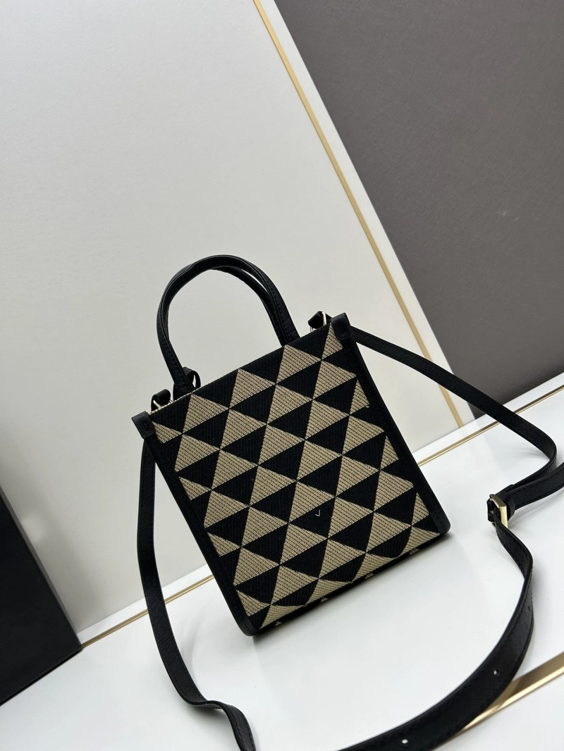Pra*a shopping bags 4213-0240