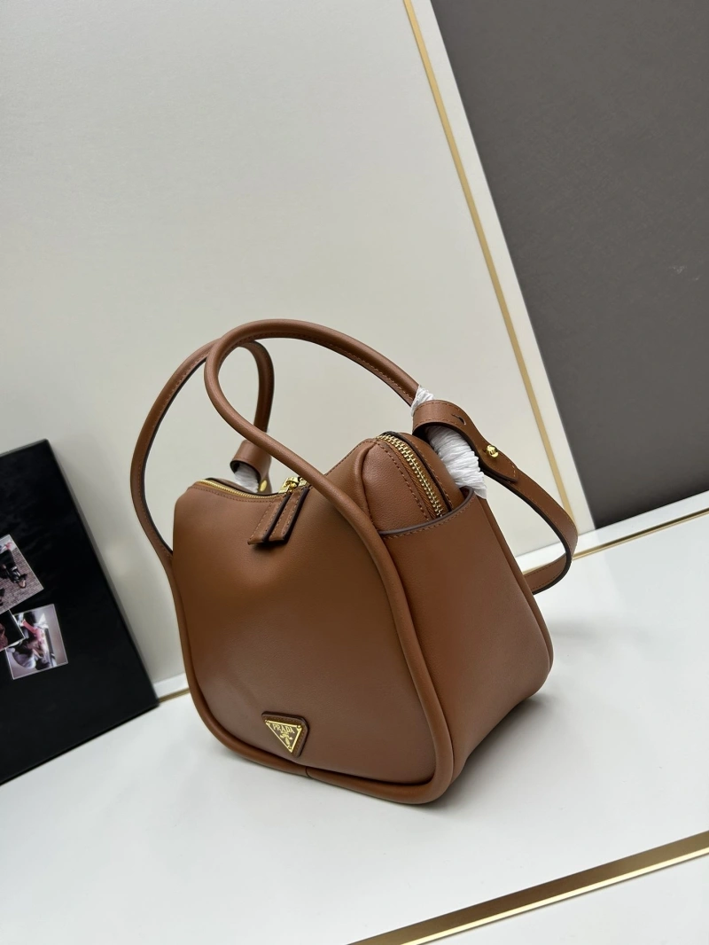 Pra*a satchel bags 4213-0304