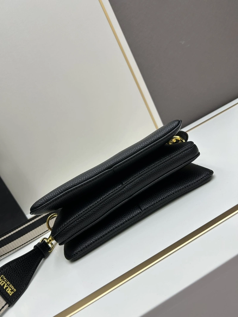 Pra*a satchel bags 4213-0319