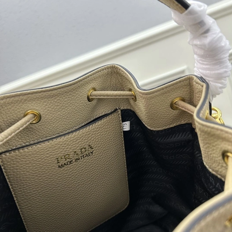 Pra*a satchel bags 4213-0330