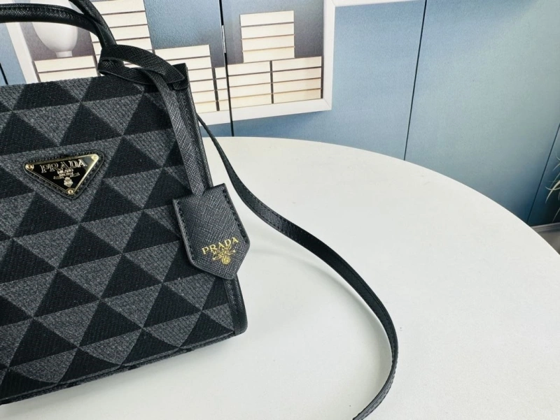 Pra*a shopping bags 4213-0383