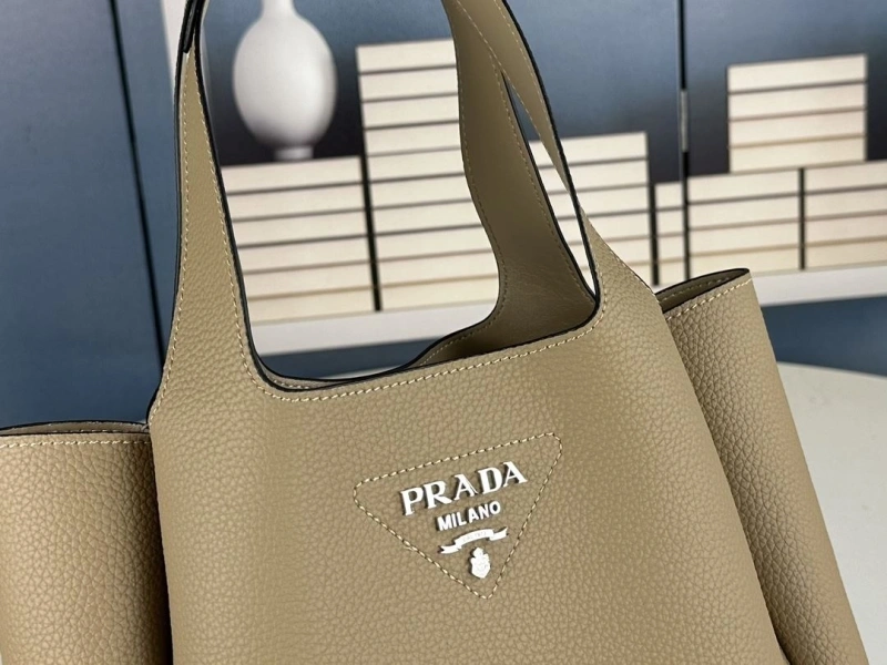 Pra*a shopping bags 4213-0387