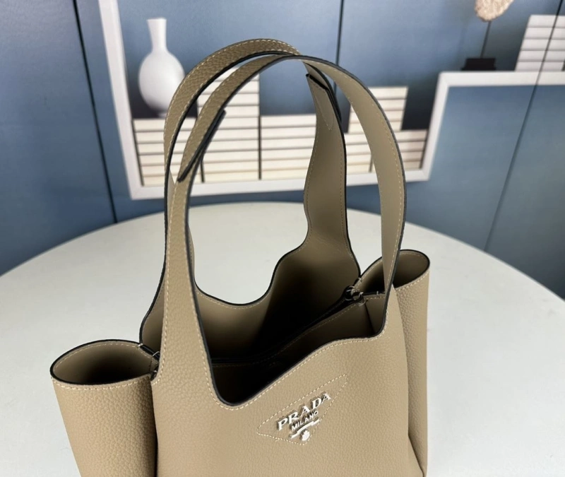 Pra*a shopping bags 4213-0387