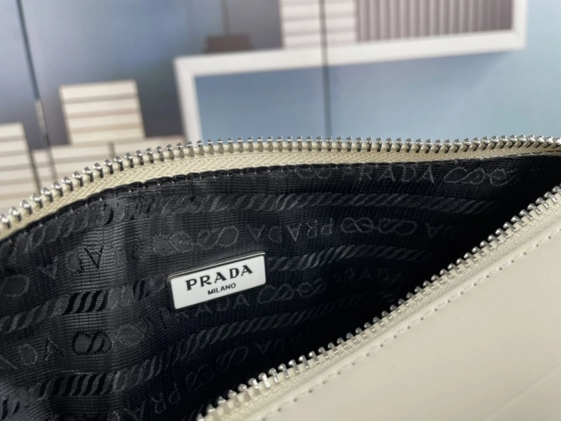 Pra*a satchel bags 4213-0439