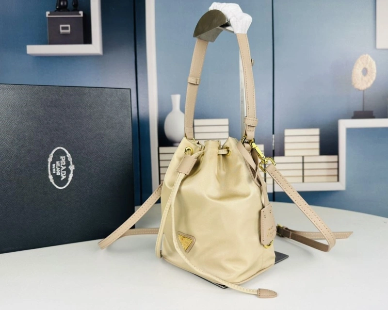 Pra*a bucket bags 4213-0443
