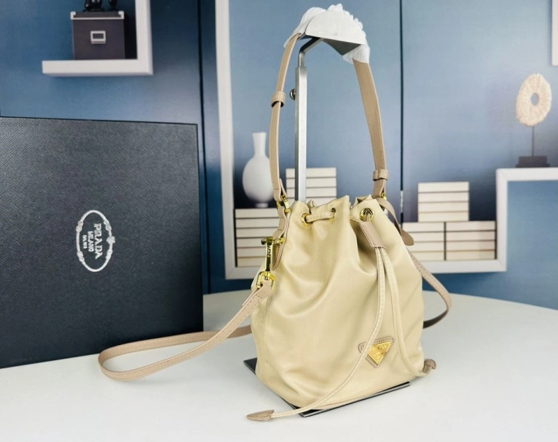 Pra*a bucket bags 4213-0443