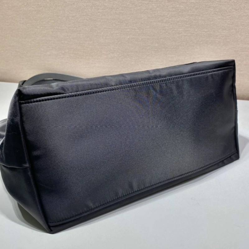 Pra*a shopping bags 4213-0549