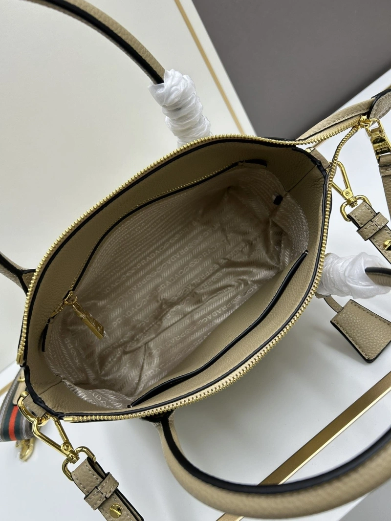 Pra*a top handle bags 4213a-0201