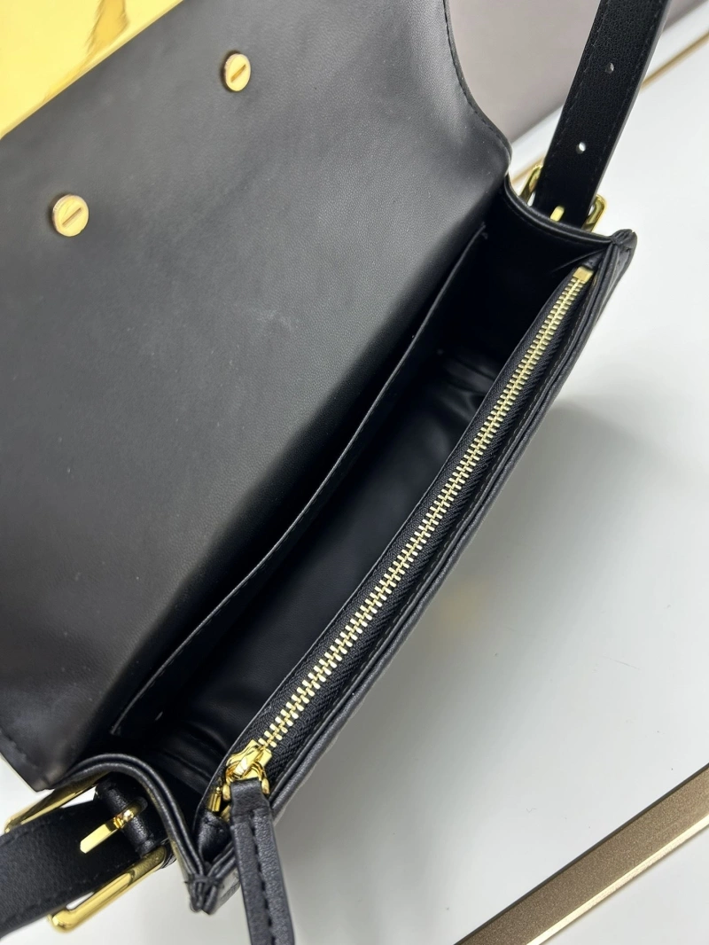 D10r top handle bags 4213a-0218