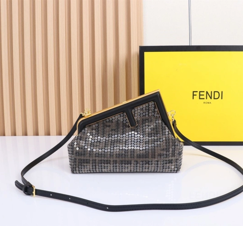 F**di first bags 4220-0026