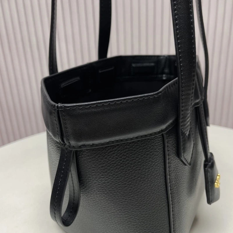 F**di top handle bags 4220-0075