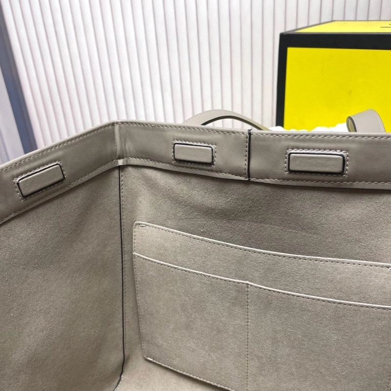 F**di shopping bags 4220-0079