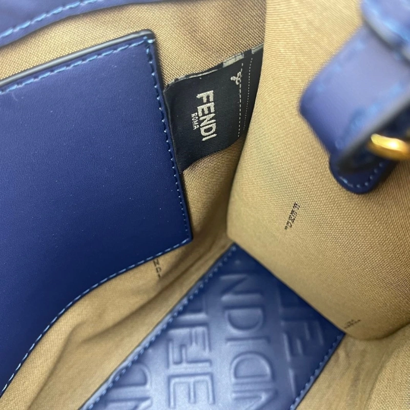 F**di shopping bags 4220-0087
