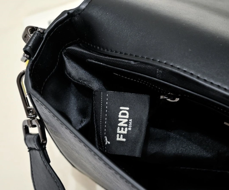 F**di top handle bags 4220-0202