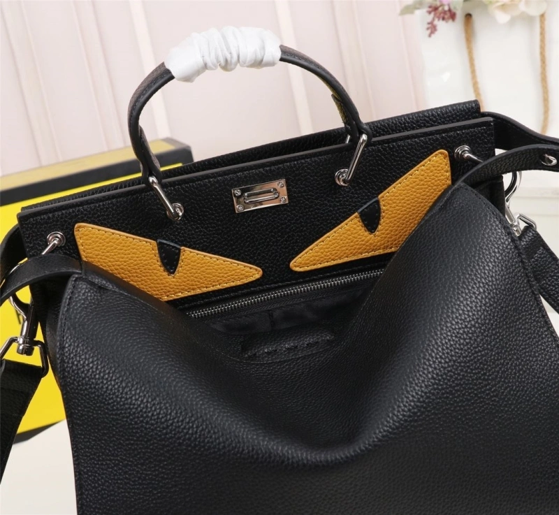 F**di shopping bags 4220-0223