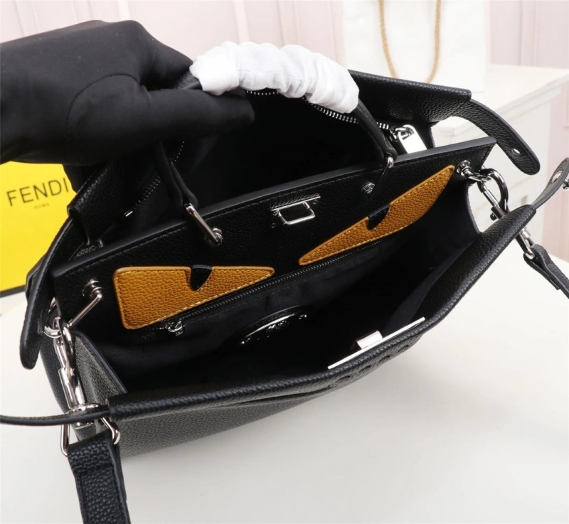 F**di shopping bags 4220-0223
