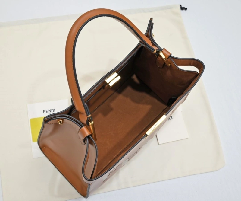 F**di shopping bags 4220-0227