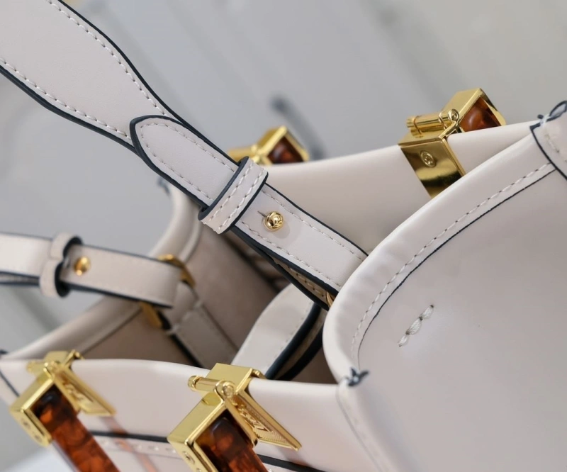 F**di shopping bags 4220-0229