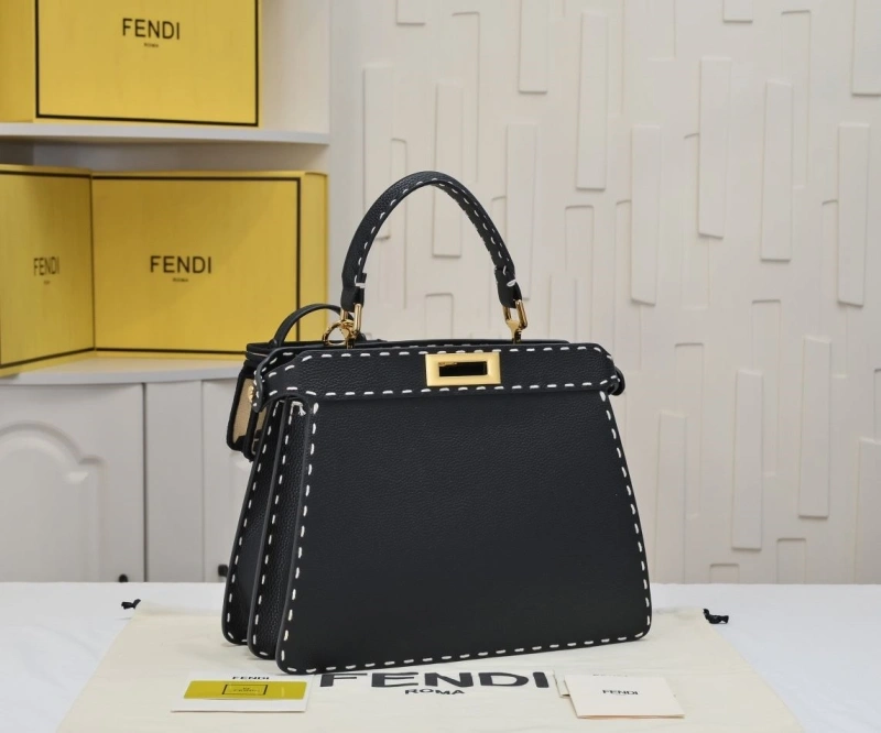 F**di shopping bags 4220-0262