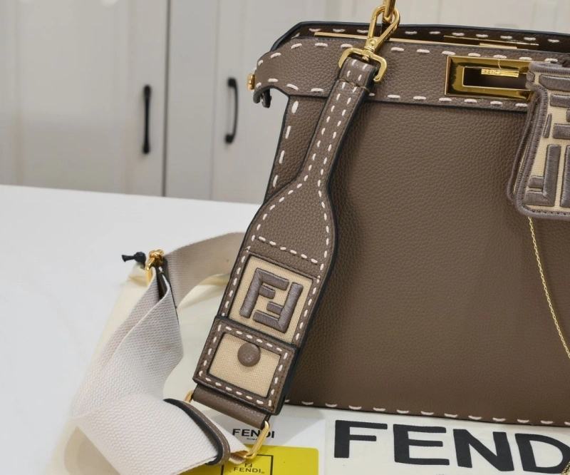 F**di shopping bags 4220-0264