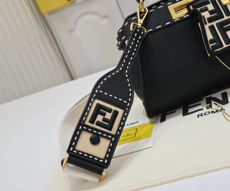 F**di shopping bags 4220-0268