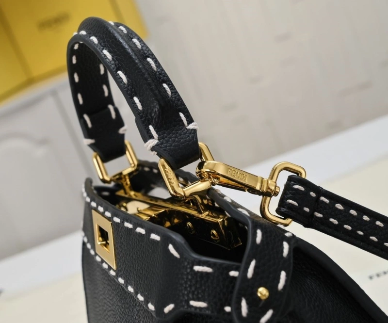 F**di shopping bags 4220-0268
