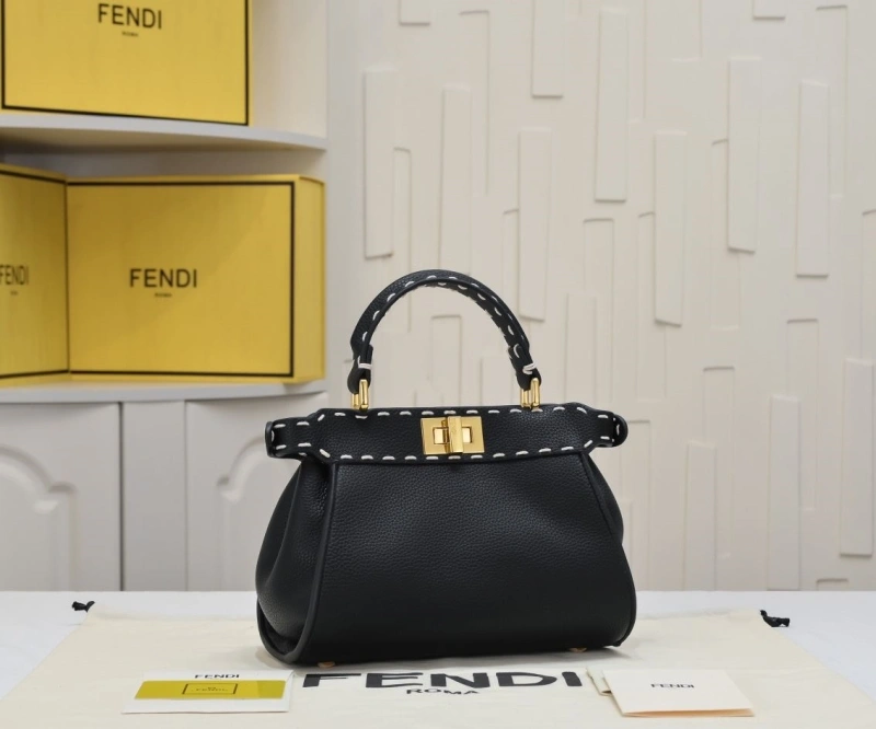 F**di shopping bags 4220-0268