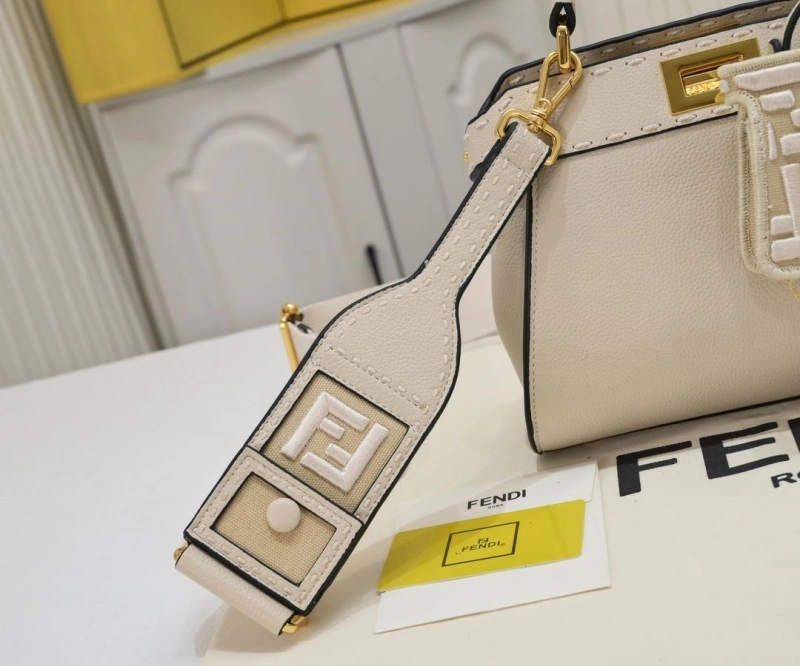 F**di shopping bags 4220-0274