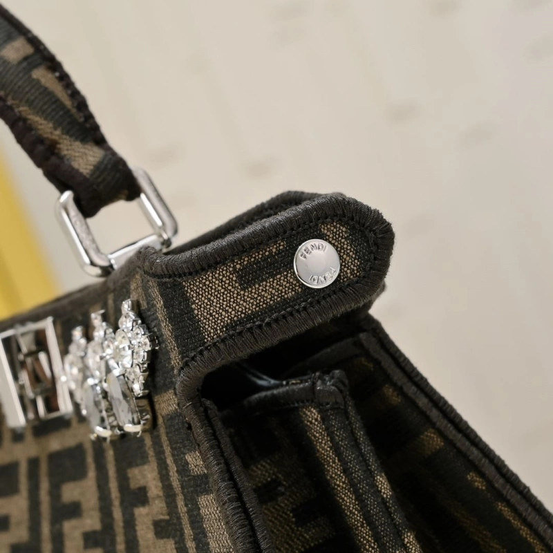 F**di top handle bags 4220-0314