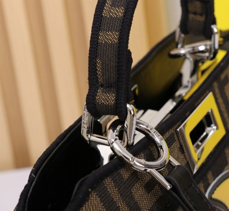 F**di top handle bags 4220a-0053