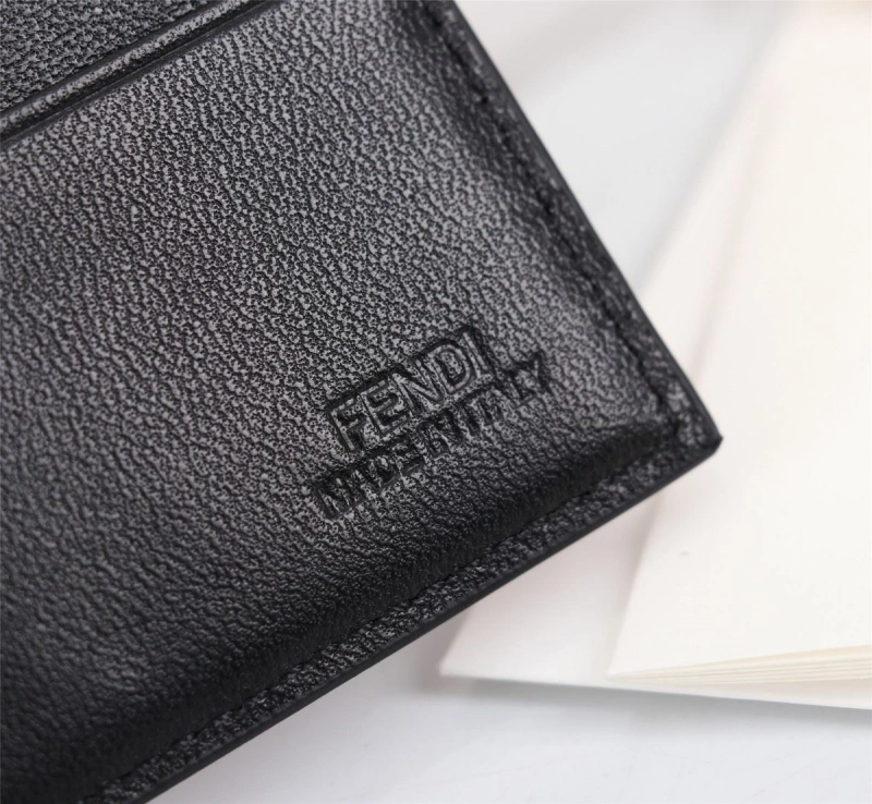 F**di wallets 4220a-0071