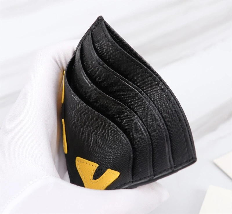 F**di wallets 4220a-0086