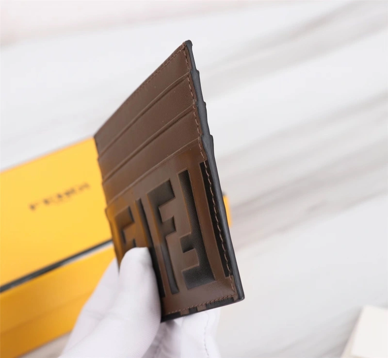 F**di wallets 4220a-0093