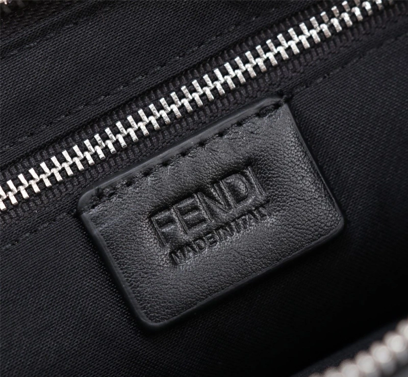 F**di cluth bags 4220a-0118
