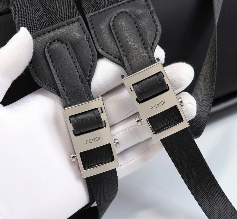 F**di backpacks 4220a-0122