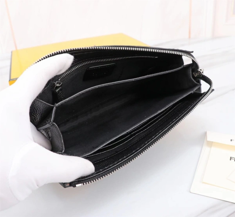 F**di wallets 4220a-0142