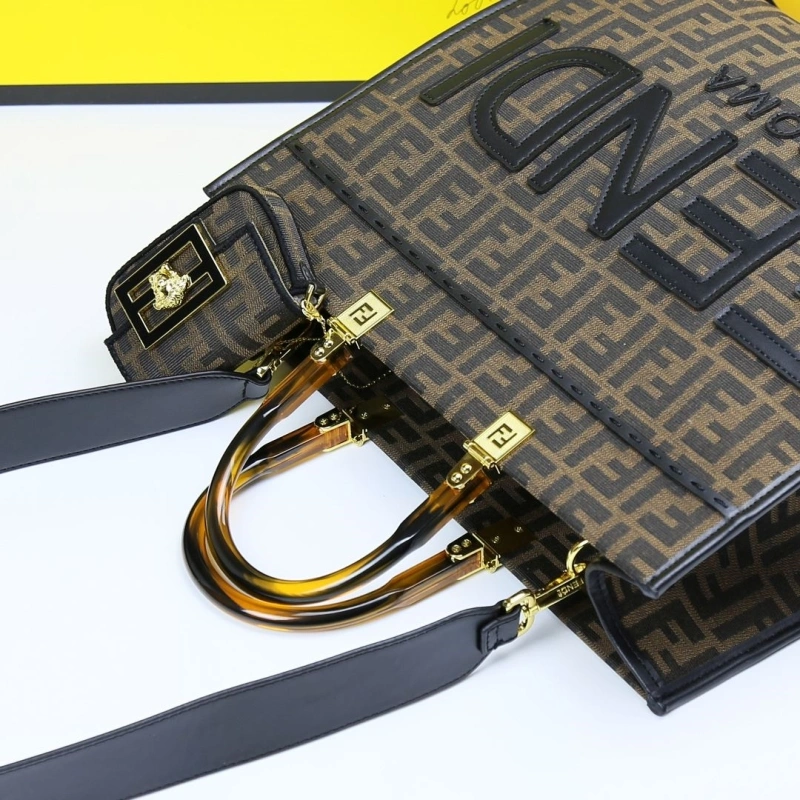 F**di shopping bags 4220a-0286