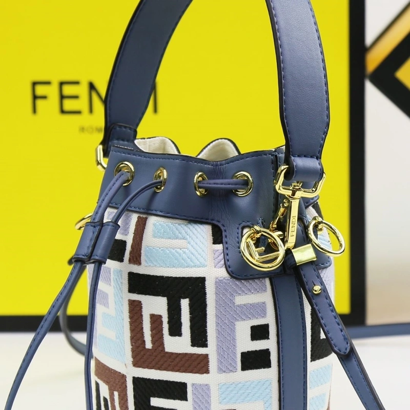 F**di bucket bags 4220a-0319
