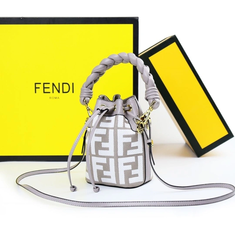 F**di bucket bags 4220a-0324