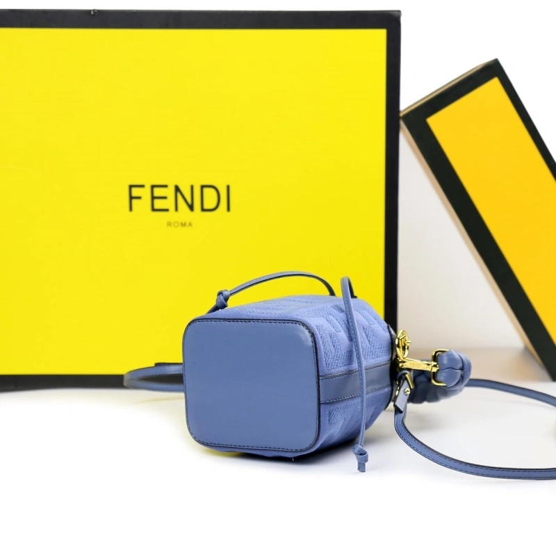 F**di bucket bags 4220a-0325