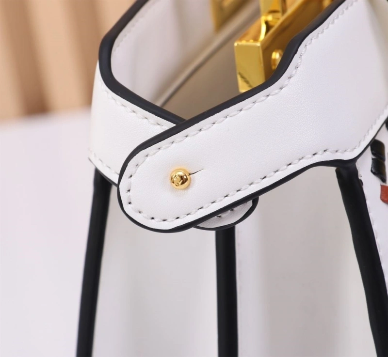 F**di top handle bags 4220a-0338