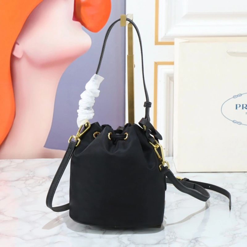 Pra*a bucket bags 4220a-0407