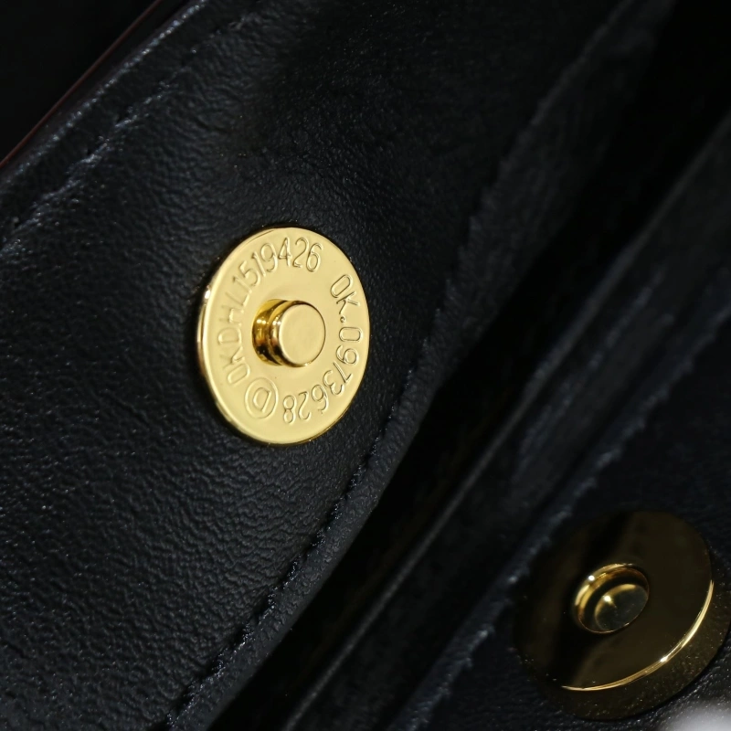 Pra*a top handle bags 4220a-0421