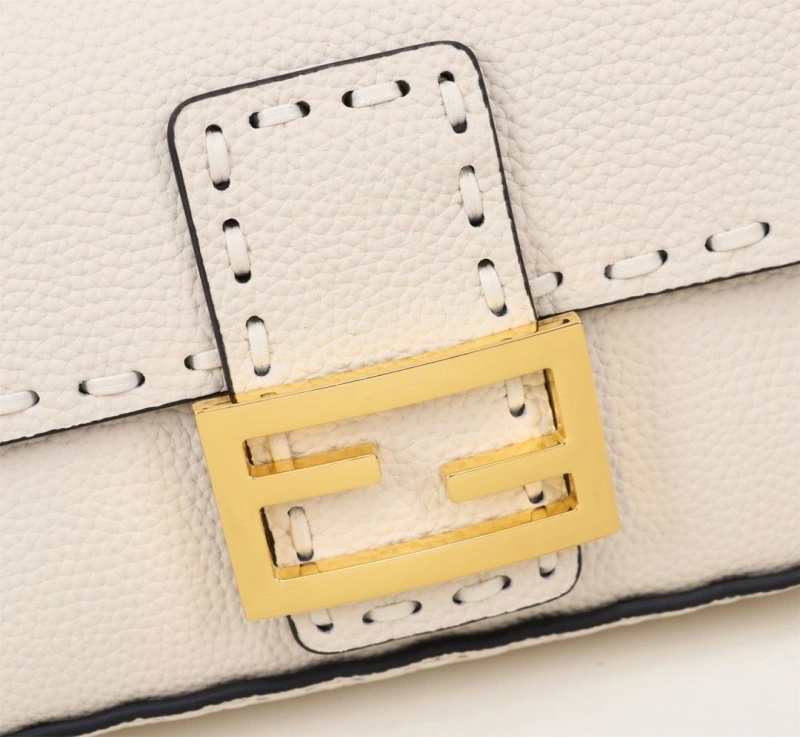 F**di top handle bags 4220a-0670